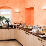 Hotel Wehlener Hof 3*