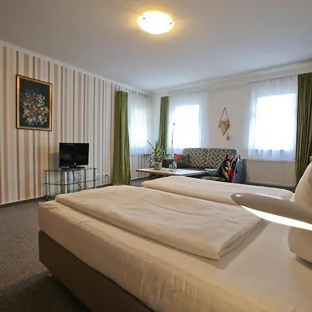 Hotel Wehlener Hof 3*