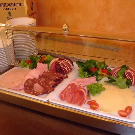 Hotel Wehlener Hof 3*