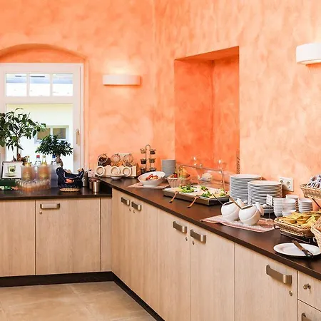 Hotel Wehlener Hof 3*