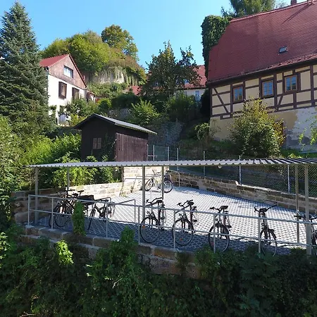 Wehlener Hof 3*