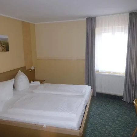 Wehlener Hof Hotel 3*