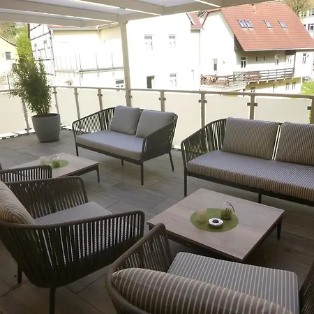 Wehlener Hof 3*